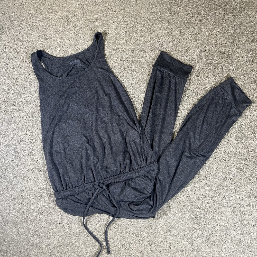 Patagonia Seabrook Jumpsuit Women's‎ Large Plume Gray, Sleeveless Jogger Romper